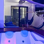 Apartment Modern, Design, Private Jacuzzi - 2 Terraces, 2 Beds - Wow - Christianos *