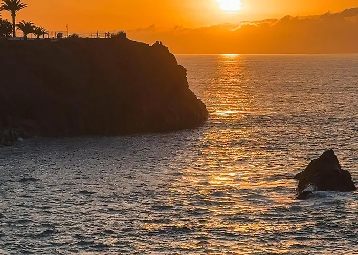 Modern, Design, Private Jacuzzi - 2 Terraces, 2 Beds - Wow - Christianos 아파트 로스크리스티아노스