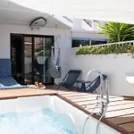 Apartament Modern, Design, Private Jacuzzi - 2 Terraces, 2 Beds - Wow - Christianos