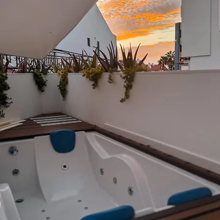 Modern, Design, Private Jacuzzi - 2 Terraces, 2 Beds - Wow - Christianos Apartamento
